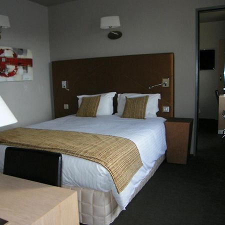 Cit'Hotel Saint-Pierre Viré Zewnętrze zdjęcie