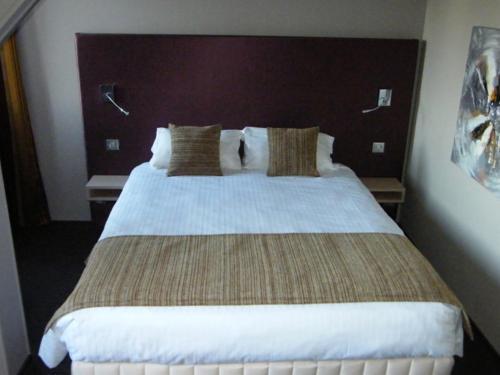 Cit'Hotel Saint-Pierre Viré Zewnętrze zdjęcie